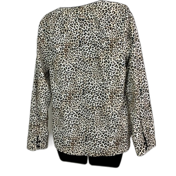 CHICO’S Caroline No Iron Leopard Print Top Size 0 - Picture 5 of 10
